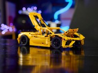 Set de construcție Lego Technic: Chevrolet Corvette Stingray (42205) imaginea #7 — magazin online Desire.md
