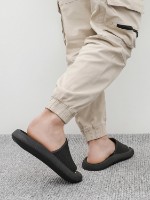 Шлёпанцы мужские Crosby 457241/01-01 Black, s.45 фото №6 — интернет-магазин Desire.md