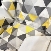 Husa pentru scaun de masa Holala Kids Pro Triangle Yellow imaginea #2 — magazin online Desire.md