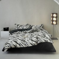 Lenjerie de pat O’llessya New Style New Style 200x220cm Negru/Alb (V-85/7) imaginea #1 — magazin online Desire.md