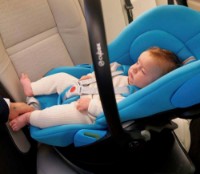 Детское автокресло Cybex Cloud G i-Size Plus Moon Black/Black фото №3 — интернет-магазин Desire.md