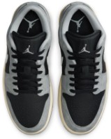 Ghete pentru bărbați Nike Air Jordan 1 Low Se Light Smoke Grey/Sail/Muslin/Black, s.42.5 imaginea #4 — magazin online Desire.md