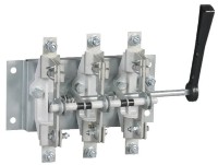 Întrerupător-secționator IEK PE-31120-0250