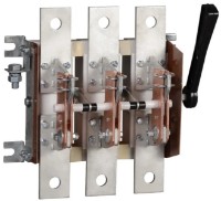 Выключатель-разъединитель IEK PE-31120-0630