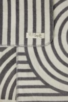 Плед s.Oliver Jacquard Decke (2598) 150х200cm Cream фото №4 — интернет-магазин Desire.md