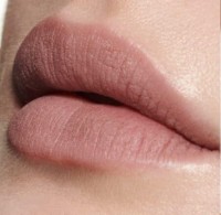 Ruj de buze MAC Powder Kiss Liquid Lipcolor It's Personal imaginea #3 — magazin online Desire.md