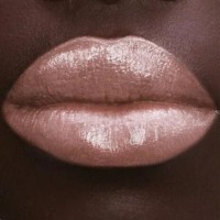 Ruj de buze Yves Saint Laurent Loveshine Lipstick 200 imaginea #2 — magazin online Desire.md