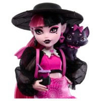 Păpușa Mattel Monster High Fashion Draculaura (HRP64) imaginea #2 — magazin online Desire.md