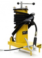 Нагнетатель масла ножной Kraft&Dele KD1440 фото №3 — интернет-магазин Desire.md