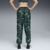 Pantaloni spotivi de dame Puma W Green Terrains Woven Jogger - Aop Green Terrain, s.L imaginea #3 — magazin online Desire.md