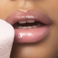 Luciu de buze Lancome Juicy Tubes 05 Marshmallow Electro imaginea #3 — magazin online Desire.md