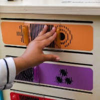 Бизиборд Baby Einstein Innovation Station (11656) фото №4 — интернет-магазин Desire.md