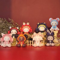 Фигурка героя Funko Pop Surprise Pop Top Lucky Emma: Tea Party (077165) фото №7 — интернет-магазин Desire.md