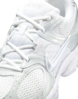 Кроссовки женские Nike V5 Rnr White/Black/Metallic Silver, s.36 фото №3 — интернет-магазин Desire.md