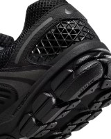 Кроссовки женские Nike Zoom Vomero 5 Triple Black, s.43 фото №4 — интернет-магазин Desire.md
