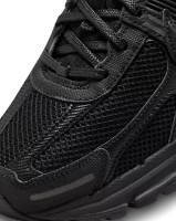 Кроссовки женские Nike Zoom Vomero 5 Triple Black, s.45 фото №3 — интернет-магазин Desire.md
