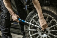 Динамометрический ключ Hoegert HT1W713 фото №2 — интернет-магазин Desire.md