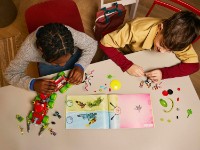 Set de construcție Lego Mateos Spray Paint Truck (45538) imaginea #8 — magazin online Desire.md