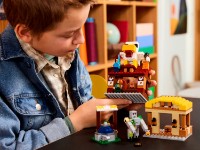 Set de construcție Lego Minecraft: The Ghast Balloon Village Attack (21273) imaginea #2 — magazin online Desire.md