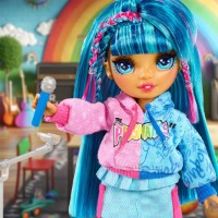 Кукла Rainbow High Skyler Bradshaw Junior High: RockBand (077487) фото №2 — интернет-магазин Desire.md