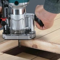 Фрезер Makita RT0702C фото №2 — интернет-магазин Desire.md