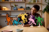 Set de construcție Lego Keith Haring Dancing Figures (31216) imaginea #2 — magazin online Desire.md