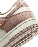 Ghete pentru dame Nike W Dunk Low Nc Sail/Metallic Gold/Malt, s.36.5 imaginea #4 — magazin online Desire.md