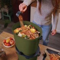 Compostor Skaza BOEssential SET+base 15.3L Olv-Gry 88-1 imaginea #3 — magazin online Desire.md