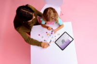 Set de construcție Lego Friends: Unicorn Cake Delivery Car (42675) imaginea #2 — magazin online Desire.md