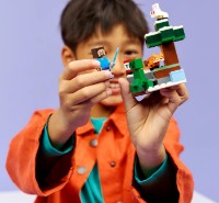 Set de construcție Lego Minecraft: Steve's Taiga Adventure (21583) imaginea #3 — magazin online Desire.md