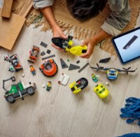 Set de construcție Lego City: Airplane Service Truck & Hovercraft Remix (60505) imaginea #4 — magazin online Desire.md