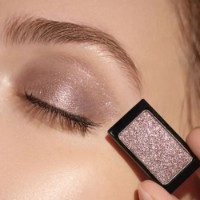 Fard de pleoape Artdeco Eyeshadow Pearl 835 Aurora imaginea #3 — magazin online Desire.md