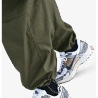 Pantaloni spotivi pentru bărbați Nike Sportswear Club Medium Olive/White, s.L imaginea #3 — magazin online Desire.md