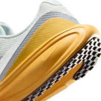 Adidași pentru bărbați Nike Revolution 8 Road Running Off-White/Wolf Grey/Topaz Gold/White, s.42.5 imaginea #8 — magazin online Desire.md
