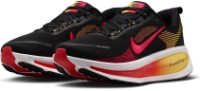 Adidași pentru bărbați Nike Vomero 18 Road Running Black/Light Crimson/Topaz Gold/Bright Crimson, s.43 imaginea #1 — magazin online Desire.md
