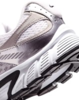 Кроссовки детские Nike V5 Rnr White/Vast Grey/College Grey/Black, s.30 фото №4 — интернет-магазин Desire.md