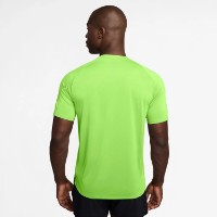 Мужская футболка Nike Stride Dri-Fit Lime Blast/Reflective Silver, s.L фото №2 — интернет-магазин Desire.md