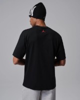 Tricou bărbătesc Nike Jordan Brooklyn Graphic Black/White/Infrared 23, s.XL imaginea #2 — magazin online Desire.md