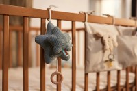 Jucărie pentru pătuturi si carucioare Jollein Star Sea Green (043-001-68087) imaginea #2 — magazin online Desire.md