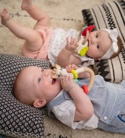 Погремушка Sophie La Girafe (220132) фото №2 — интернет-магазин Desire.md