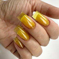 Gel-lac de unghii PNB Illusion 2.0 03 Warm Yellow 8ml imaginea #2 — magazin online Desire.md