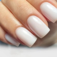 Bază pentru gel-lac PNB Camouflage Base Porcelain 8ml imaginea #2 — magazin online Desire.md