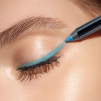 Карандаш для глаз Artdeco Metallic Eye Liner Long-Lasting 29 фото №3 — интернет-магазин Desire.md