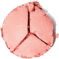 Румяна для лица Revolution Bouncy Blur Blush Light As A Cloud Peachy Pink фото №2 — интернет-магазин Desire.md