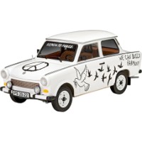 Set de construcție Revell Trabant 601S Builder's Choice (67713)