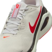 Adidași pentru bărbați Nike Structure 26 White/Medium Ash/Spruce Aura/Bright Crimson, s.45 imaginea #7 — magazin online Desire.md