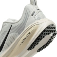 Adidași pentru bărbați Nike Vomero 18 Summit White/Coconut Milk/Coconut Milk/Black, s.43 imaginea #8 — magazin online Desire.md