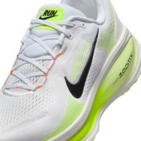 Adidași pentru bărbați Nike Vomero 18 White/Volt/Barely Volt/Black, s.41 imaginea #6 — magazin online Desire.md