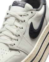 Ghete pentru dame Nike Air Jordan 1 Triple Stack Sail/Coconut Milk/Anthracite, s.38.5 imaginea #3 — magazin online Desire.md