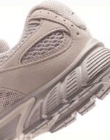 Adidași pentru dame Nike V5 Rnr Moon Particle/Light Orewood Brown, s.36 imaginea #4 — magazin online Desire.md